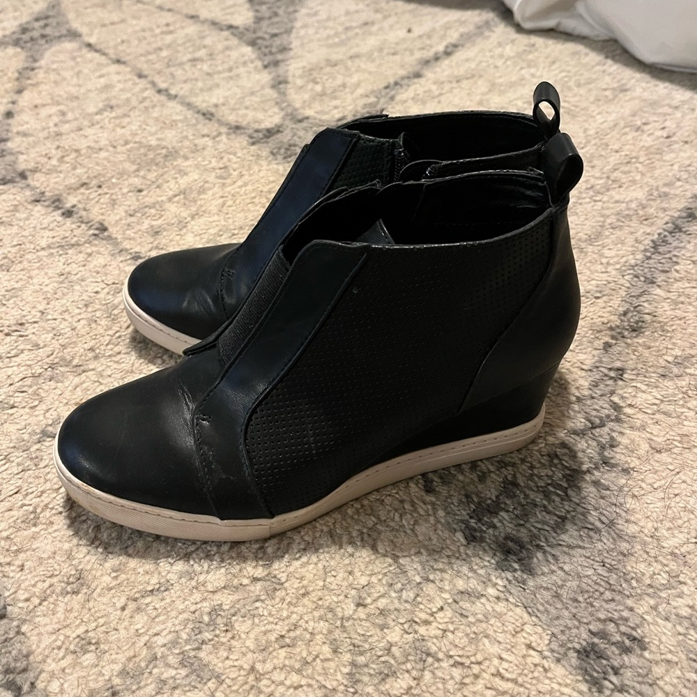 Womens black faux leather hidden wedge sneakers